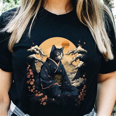 Japanese Kyoto Cat on the Moon Shirt - Cat With Kimono Tshirt - Funny ...