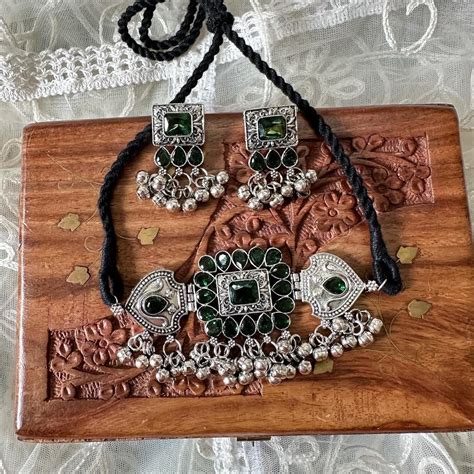 Anushka Brass Set (3 colors) | Jewels and Stones India