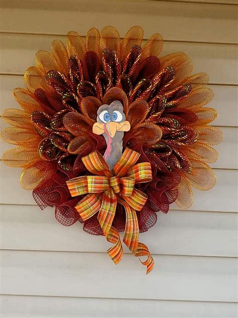Turkey Wreath for Thanksgiving Decor