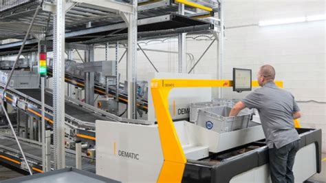 Automated order picking | KION GROUP AG | KION GROUP AG