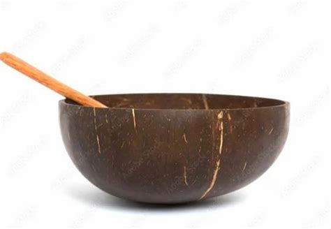 Coconut Shell Product - Coconut Shells Matt Finish Trader - Wholesaler ...
