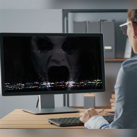 Scare Prank Computer Screen 的图像结果