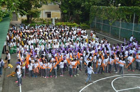 Local Community Student Activity 的图像结果