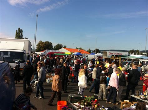 Flohmarkt am REWE Center in Neuwied (ehemals TOOM Markt), Königsberger ...