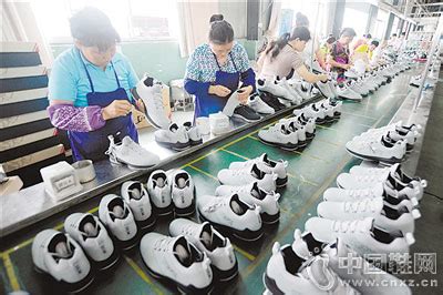 鞋业出口数据报告：中国鞋企遭遇多重挑战，急需加快转型_我国