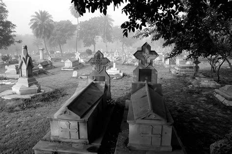 Visit Nicholson Cemetery The Scariest Place in Delhi