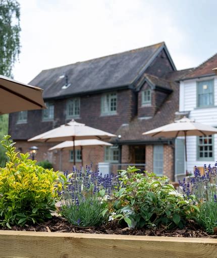 Vauxhall Inn Pub Restaurant in Tonbridge,