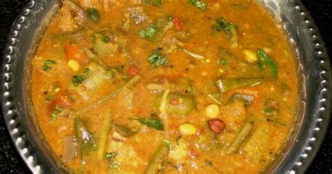 Karnataka: Dead lizard found in sambar, 80 students fall sick [details ...