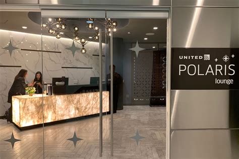 First Look Inside United’s Los Angeles Polaris Lounge (LAX) - The ...