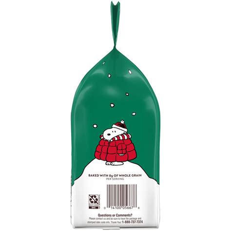 Pepperidge Farm Goldfish Snoopy' Peppermint Cocoa Baked Graham Snacks ...