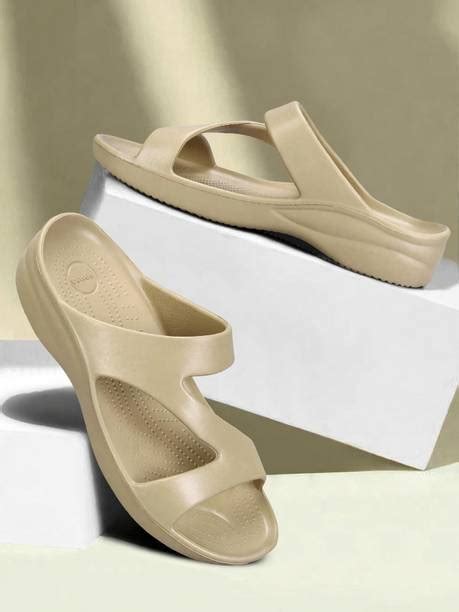 Paragon Chappal - Buy Paragon Chappal online at Best Prices in India ...