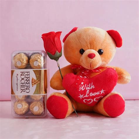 Send Adorable Valentine Gift Combo Online - VL22-101176 | Giftalove