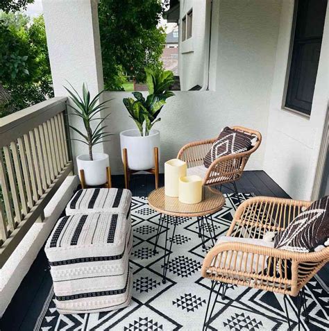 Small Deck Decorating Ideas