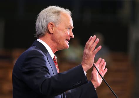 In a surprise, former R.I. governor Lincoln Chafee considers run for ...