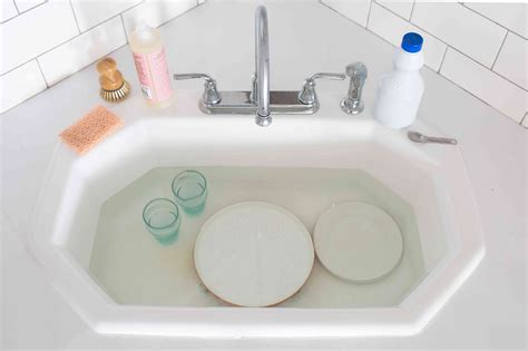 Does Your Hot Water Kill Bacteria?