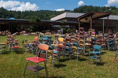 In Flooded Kentucky, Schools Race to Rebuild - The New York Times