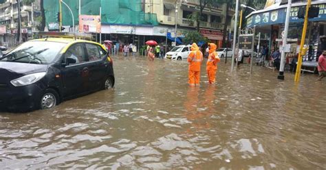 Heavy rain lashes Mumbai, several areas waterlogged, trains and flights ...