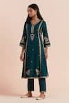 Buy Green Chanderi Embroidery V-neck Floral Print Kurta Set For Women ...