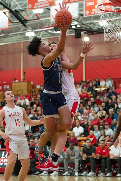Mater Dei basketball beats St. John Bosco, wins another league ...