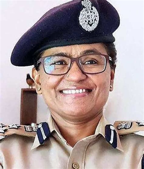 Indo-Tibetan Border Police mountaineers first to scale 21,000-ft Mt ...