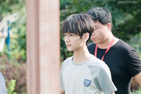 [消息]师弟加盟！刘俊昊与TFBOYS搭戏 共同出演《我们的少年时代》——IDOL新闻
