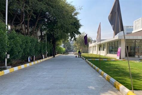 Dhruva College of Fashion Technology Saidabad Hyderabad Campus: Photos ...