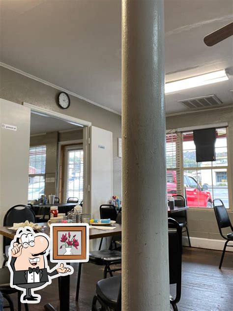 County Line Cafe, Galax - Restaurant menu, prices and reviews