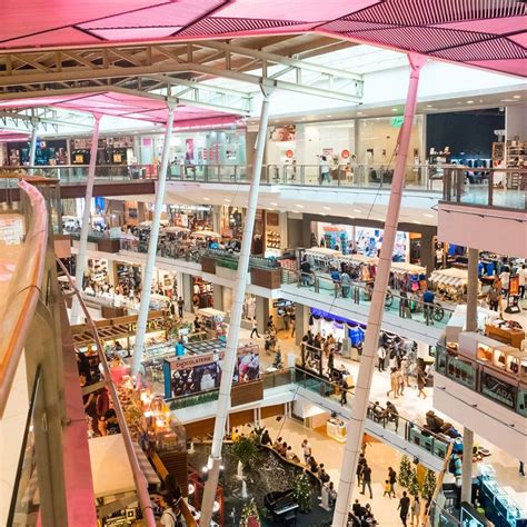 Where to shop in Phuket, Thailand | Cathay