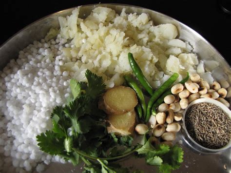 Adukala Vishesham: Sabudana Vada