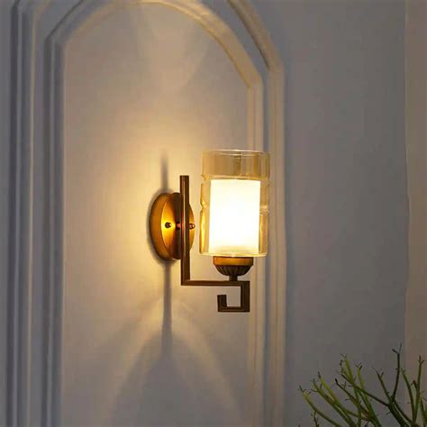 BARBOUR Glass and Metal Wall Light – KAPOOR-E-ILLUMINATIONS PRIVATE LIMITED