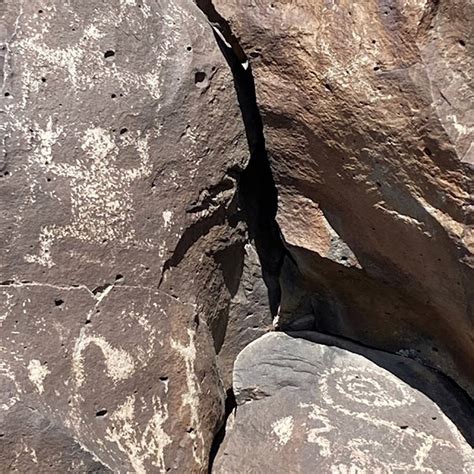 La Cieneguilla Petroglyphs Hike in Santa Fe, NM (With Photos)
