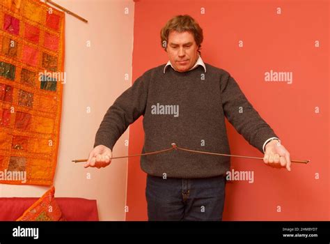 Divining Rod How It Works 的图像结果