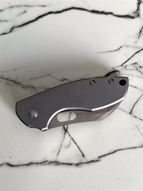 The Complete Guide to Common Knife Handle Materials | Gear Patrol