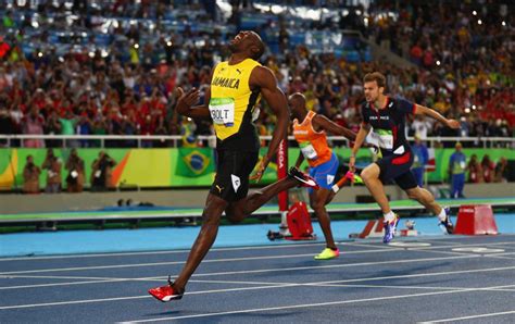 Sin récord Usain Bolt gana por tercera vez los 200 metros planos - TSM ...