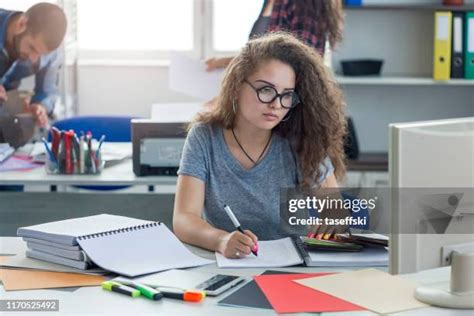 Copy Machine Sitting 的图像结果