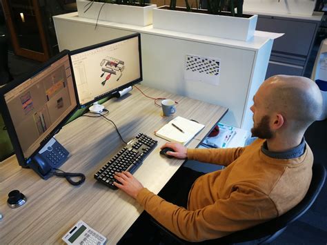 Local Manufacturing 的图像结果