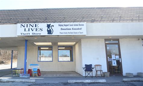 Nine Lives Thrift Shop | PHOTOS – The Morning Call