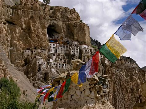 Phuktal Gompa, a remote retreat in Zanskar | TimesTravel