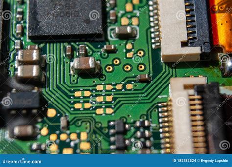 Microelectronics 的图像结果