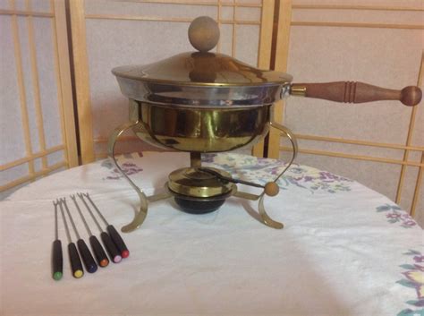 Vintage Copper Fondue Pot or Chafing Dish – Circa 1960’s – 1970’s ...