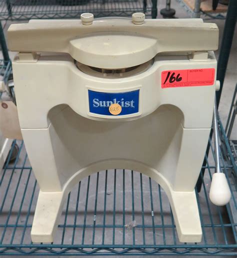 Sunkist Lemon Slicer