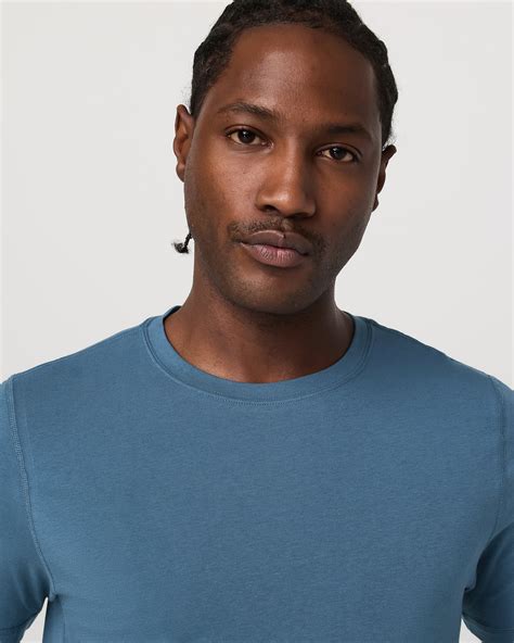 Tuvalu Tee | Men's Pool Blue Short Sleeve T-Shirt | Vuori