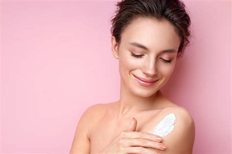 Homemade Vanilla Body Lotion - Easy DIY Recipe – VedaOils