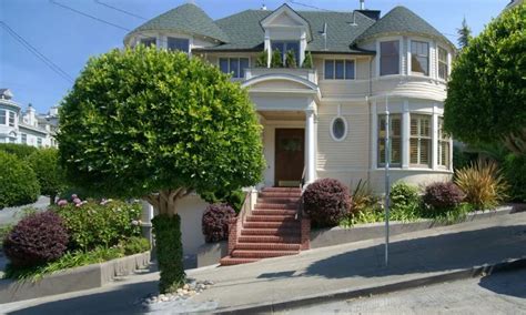 Top 25 Iconic American TV and Movie Locations You Can Visit