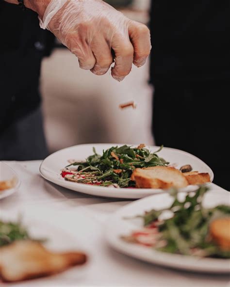 19 Best Restaurants in Akron, Ohio to Try Today (2023)