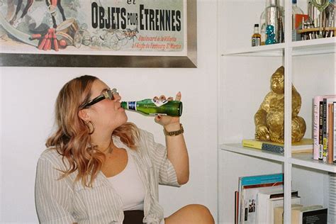 9 Drinking Games For 2 People That Are Seriously Fun To Play