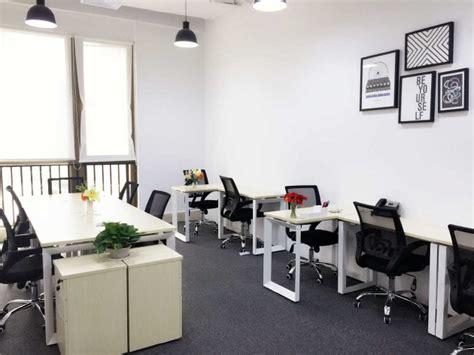 30平米办公室装修设计方案，30平方办公室装修效果图珍藏_成都帝睿装饰