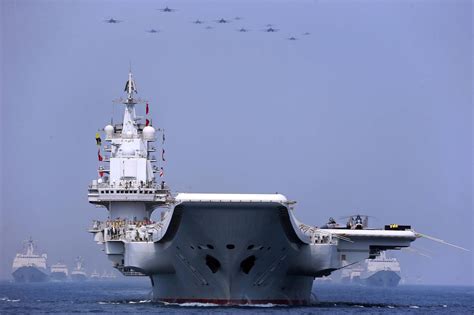 美舰跟拍中国航母：歼-15在美军面前稳稳着舰(含视频)_手机新浪网