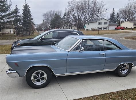 1966 Ford Fairlane 500 - Cars-On-Line.com