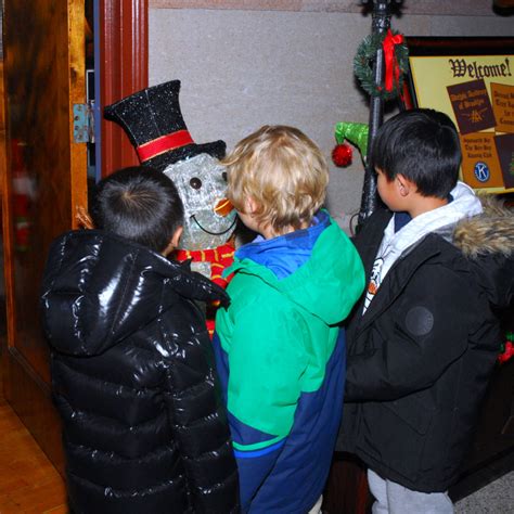 Adelphi Academy hosts annual tree lighting ceremony - The Brooklyn Home ...